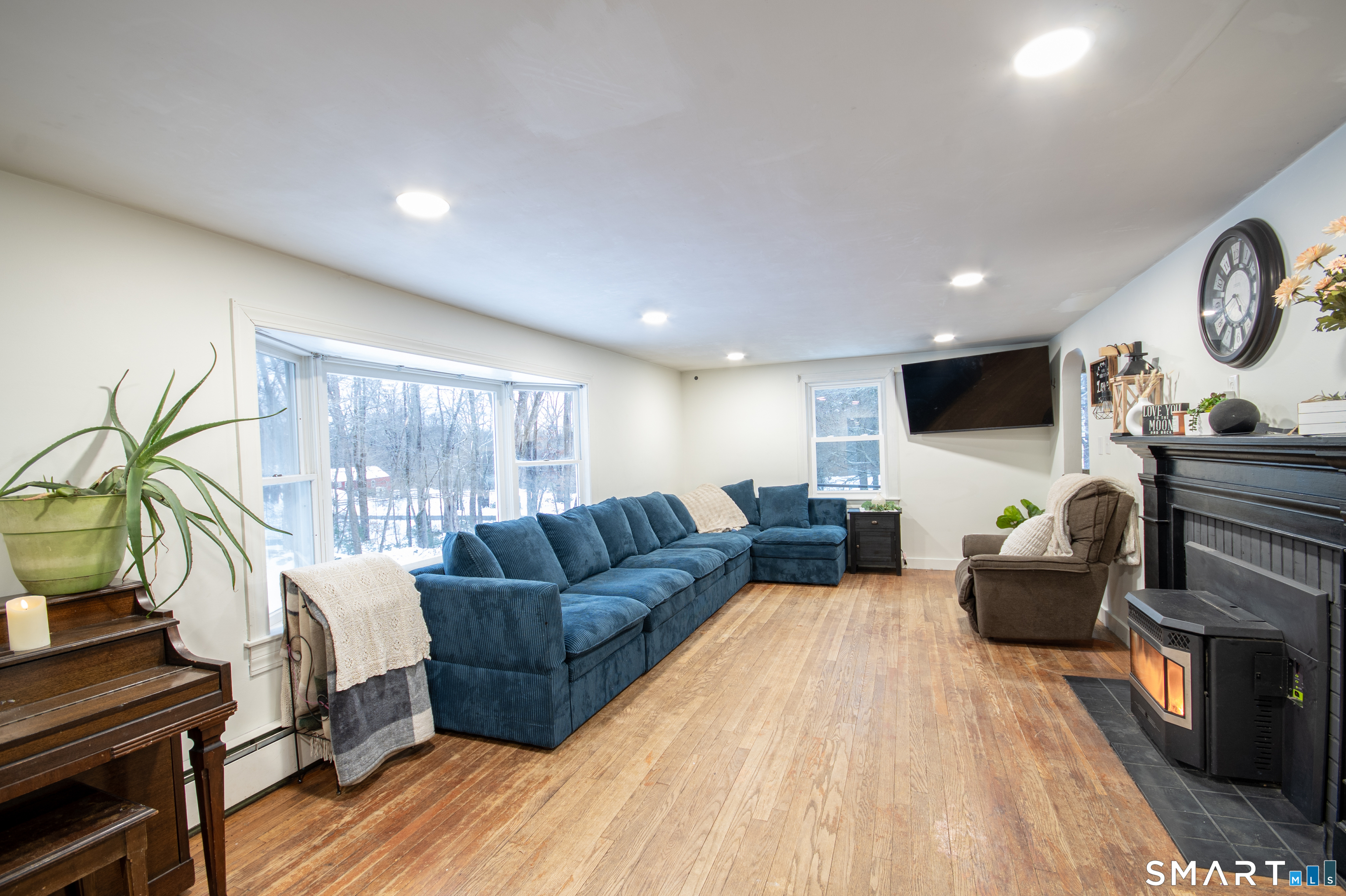 69 Sunset Hill Road Thompson, CT 06277 - Photo 11 of 18