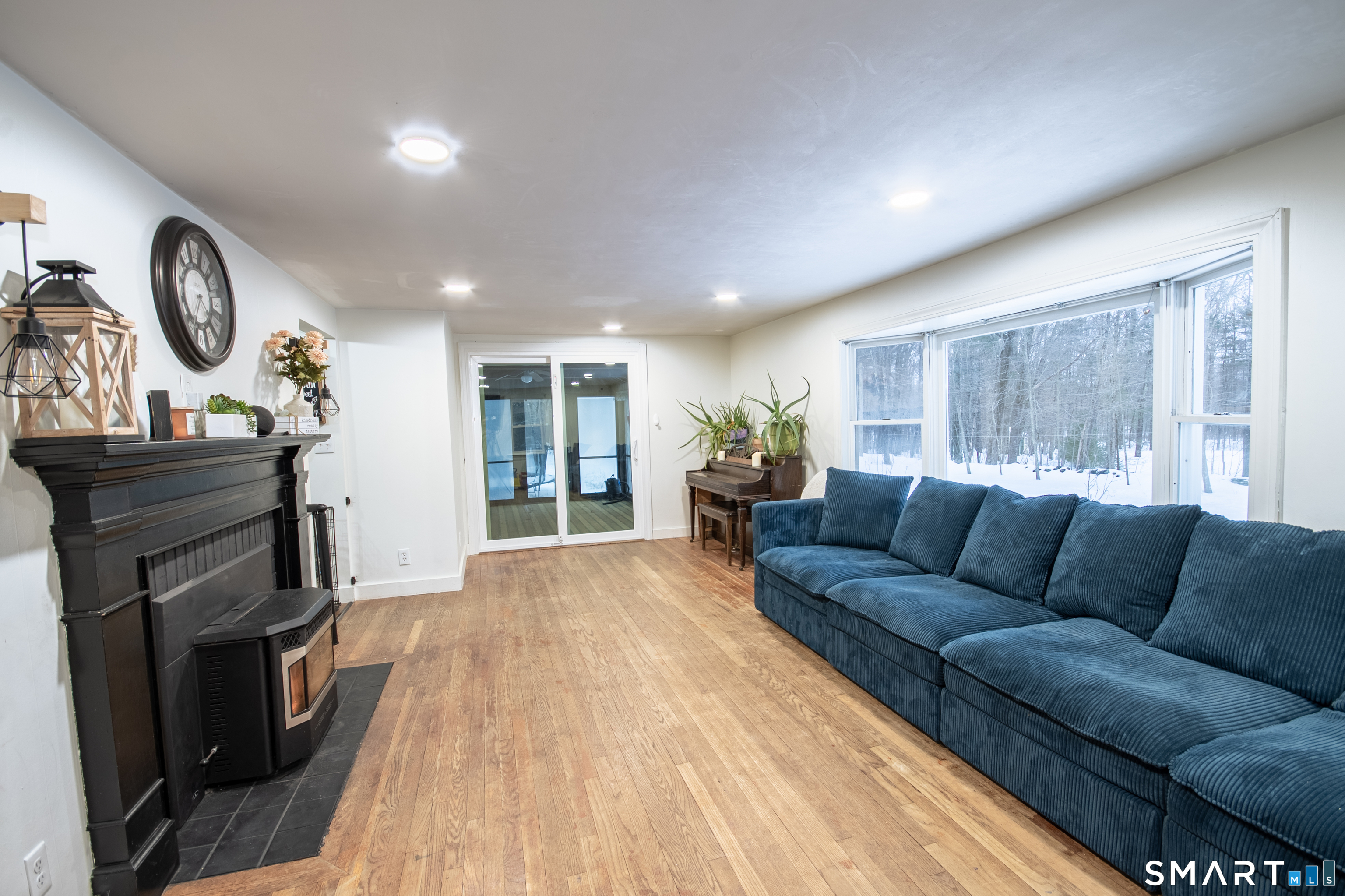 69 Sunset Hill Road Thompson, CT 06277 - Photo 10 of 18