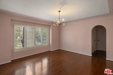 $6,750,000 | 14900 Camarosa Drive, Pacific Palisades, CA 90272