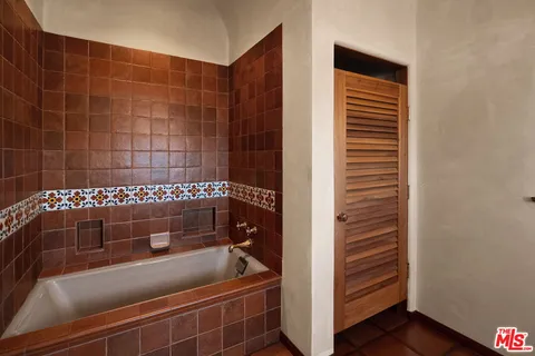 $6,750,000 | 14900 Camarosa Drive, Pacific Palisades, CA 90272