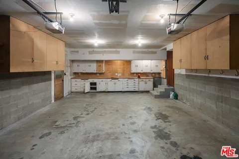 $6,750,000 | 14900 Camarosa Drive, Pacific Palisades, CA 90272