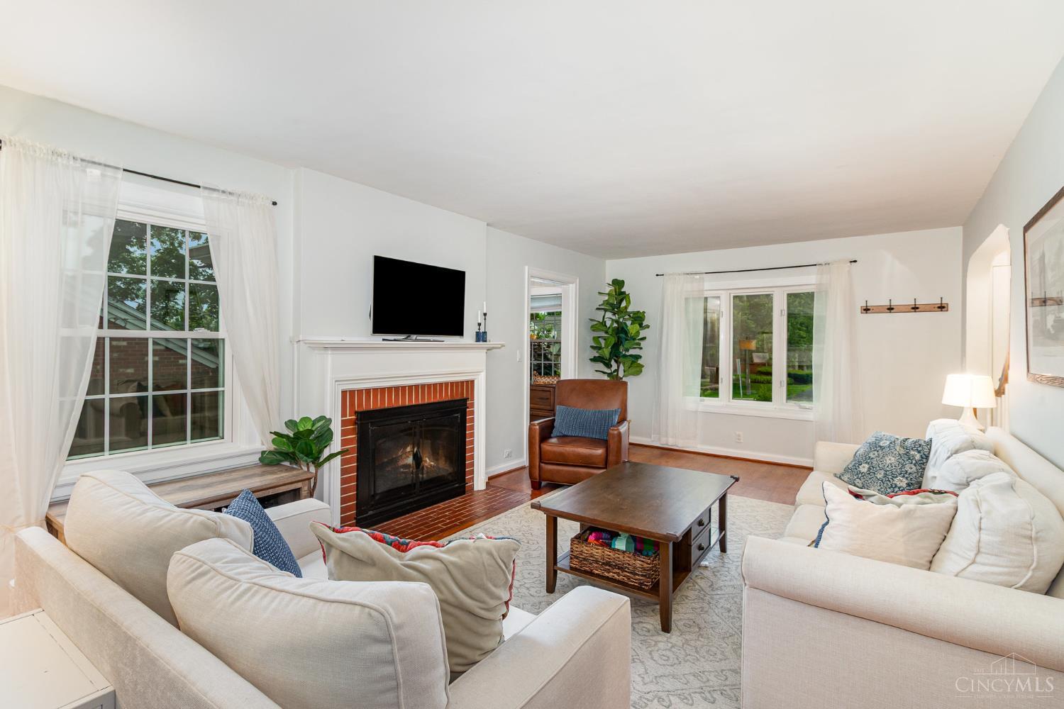 6368 Euclid Road Cincinnati, OH 45236 - Photo 5 of 19 Gallery Image 5