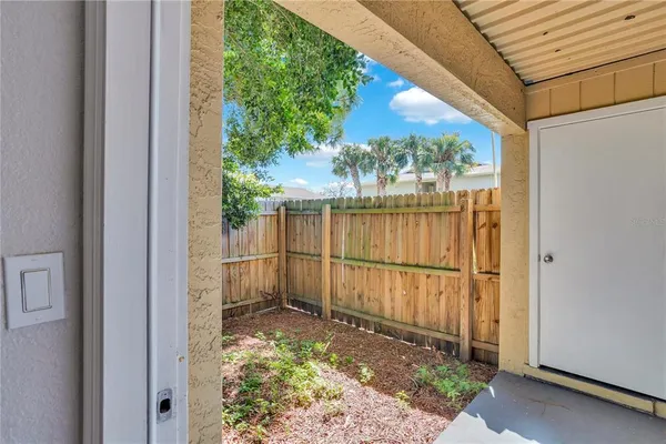 $164,900 | 209 Red Cedar Place, Unit 209, Brandon, FL 33510