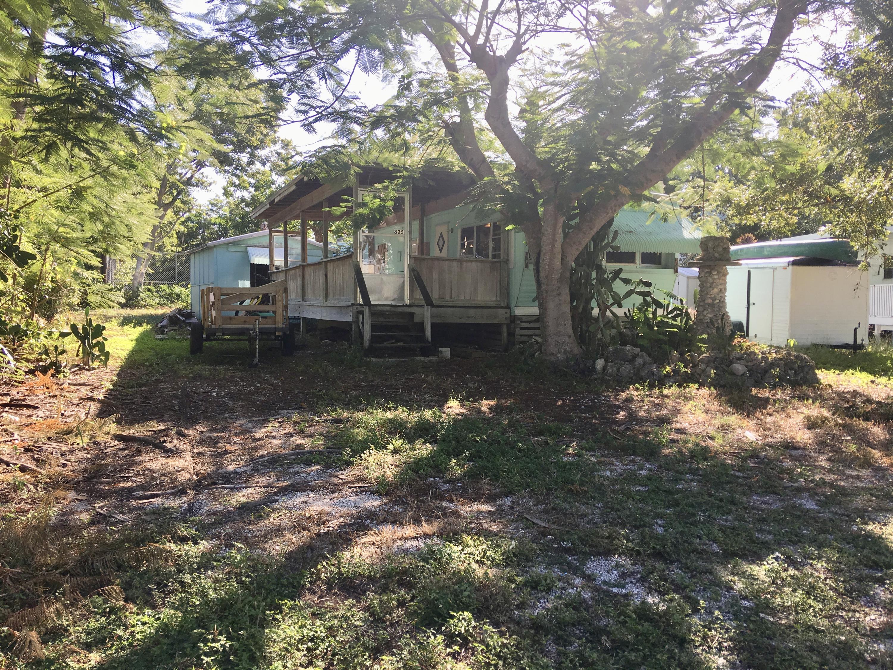 825 Largo Road Key Largo, FL 33037 - Photo 1 of 10 Mobile Home