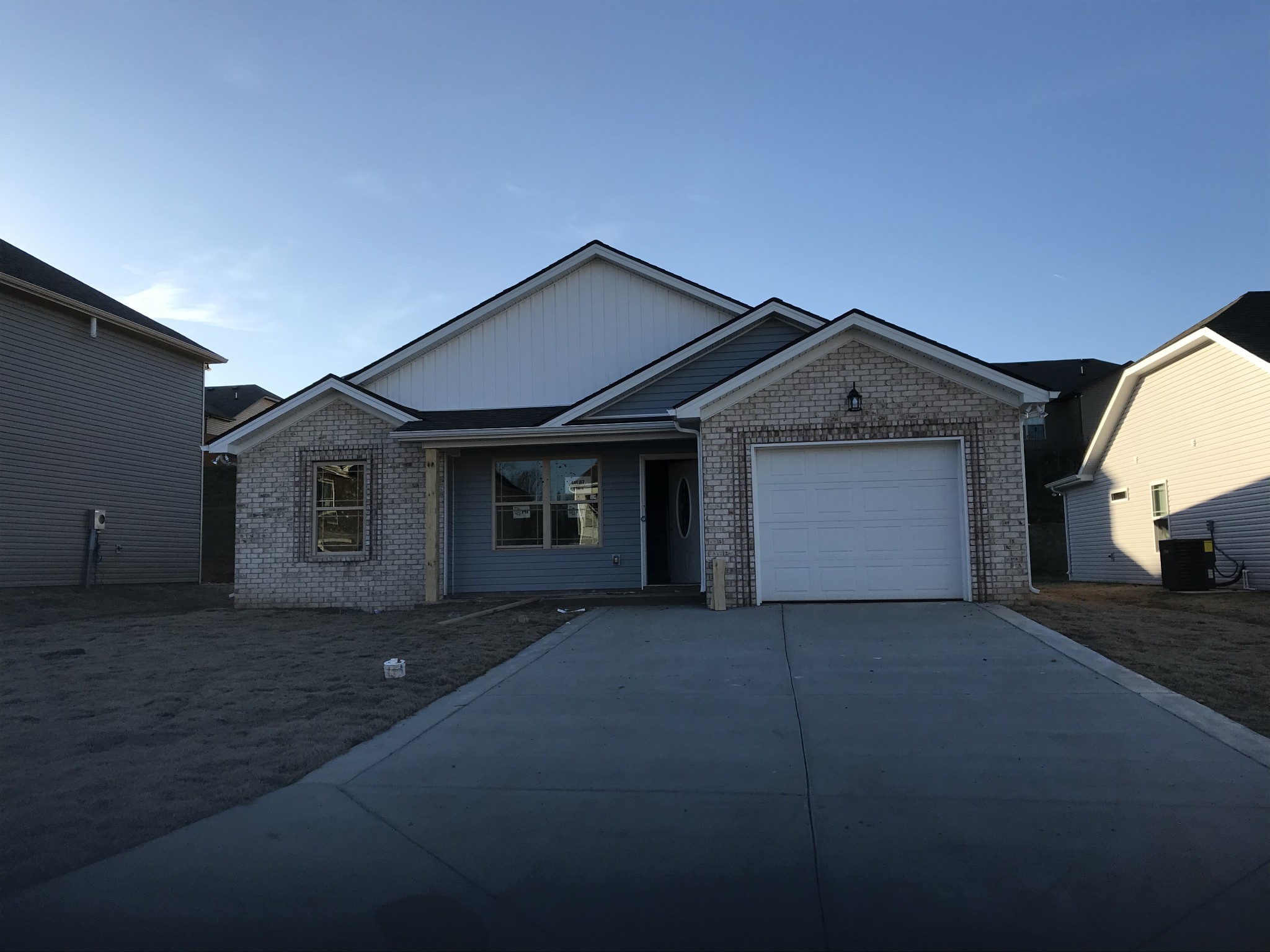 1069 Berra Drive Springfield, TN 37172 - Photo 1 of 1 Gallery Image 1