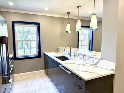 $3,250 | 27-29 Commonwealth Avenue, Unit 6, Newton, MA 02467
