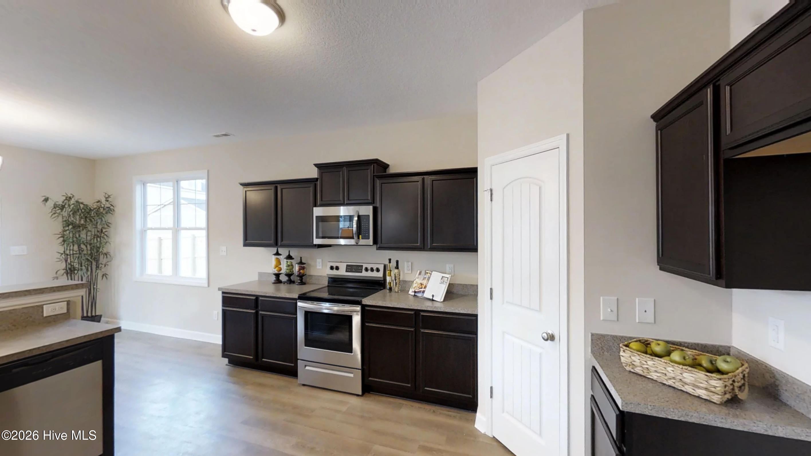 272 Browns Ferry Road Jacksonville, NC 28546 - Photo 8 of 37 SIMILAR PHOTO