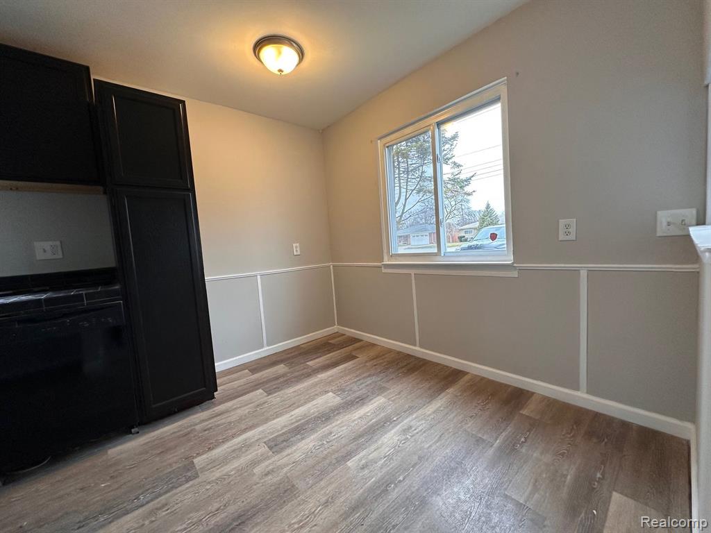 19054 East 13 Mile Road Roseville, MI 48066 - Photo 5 of 12