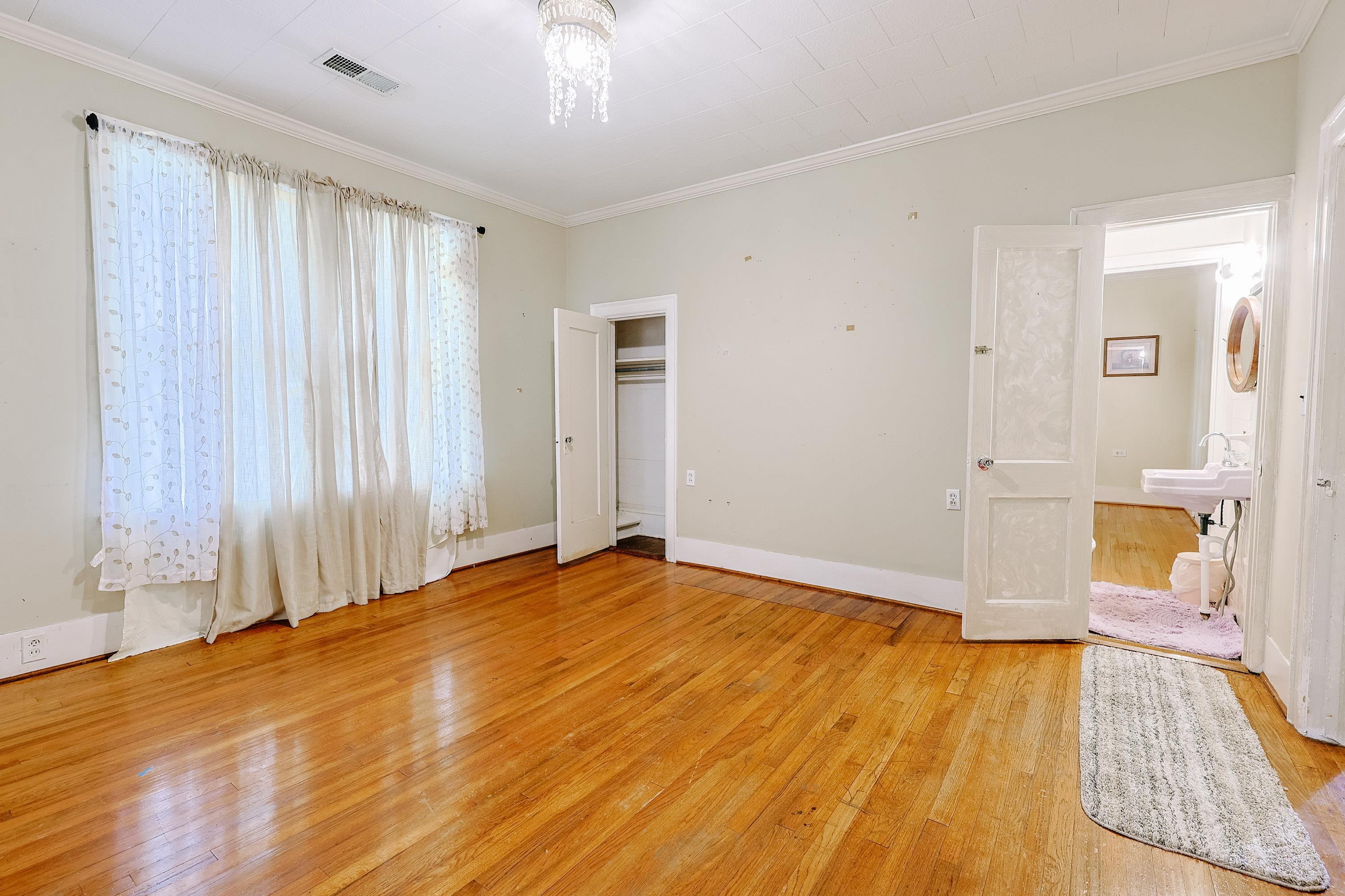 305 North Main Street Hemingway, SC 29554 - Photo 20 of 37