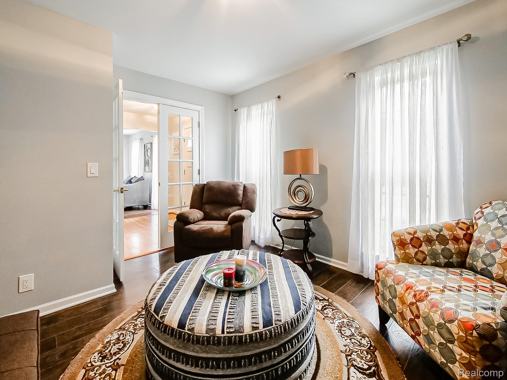 3688 Old Creek Road Rochester, MI 48307 - Photo 6 of 63 Old Creek-4.JPG