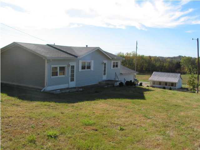 945 Old Nelsonville Road Boston, KY 40107 - Photo 1 of 1 Primary Photo
