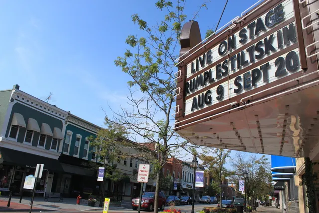 $3,500 | 104 West Main Street, Unit 300, Northville, MI 48167