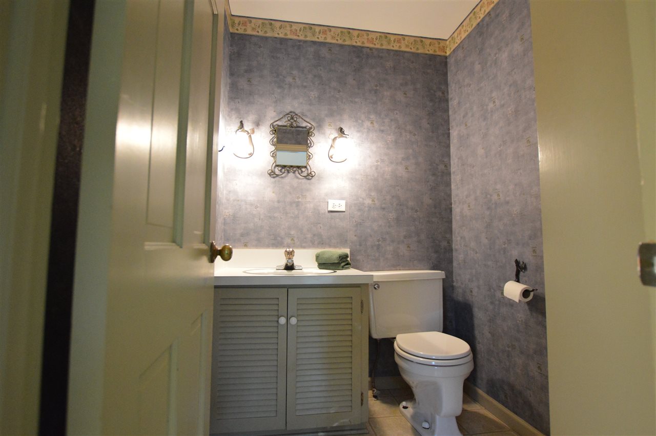 718 Bloomfield Road Traverse City, MI 49686 - Photo 24 of 82 1851260-23.JPG