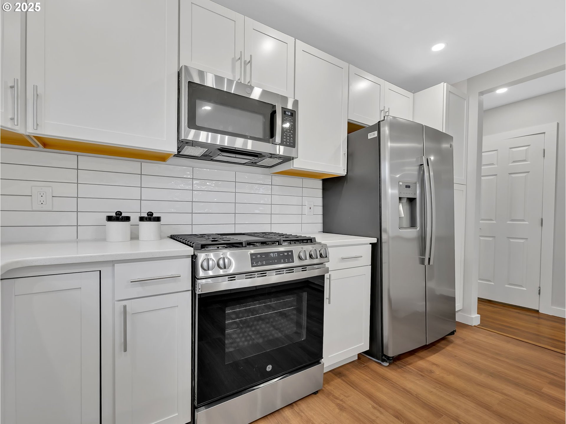 4416 Northeast 75th Avenue Portland, OR 97218 - Photo 13 of 45