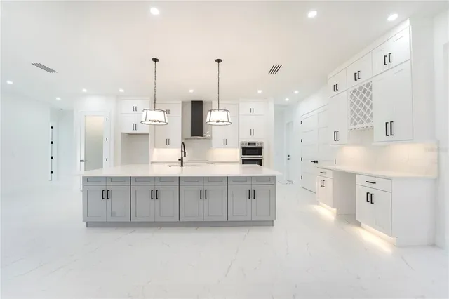 $1,125,000 | 14080 Sydney Road, Dover, FL 33527