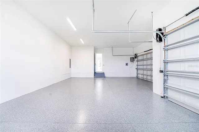 $1,125,000 | 14080 Sydney Road, Dover, FL 33527