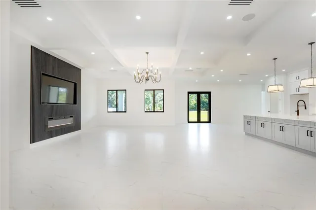 $1,124,900 | 14080 Sydney Road, Dover, FL 33527