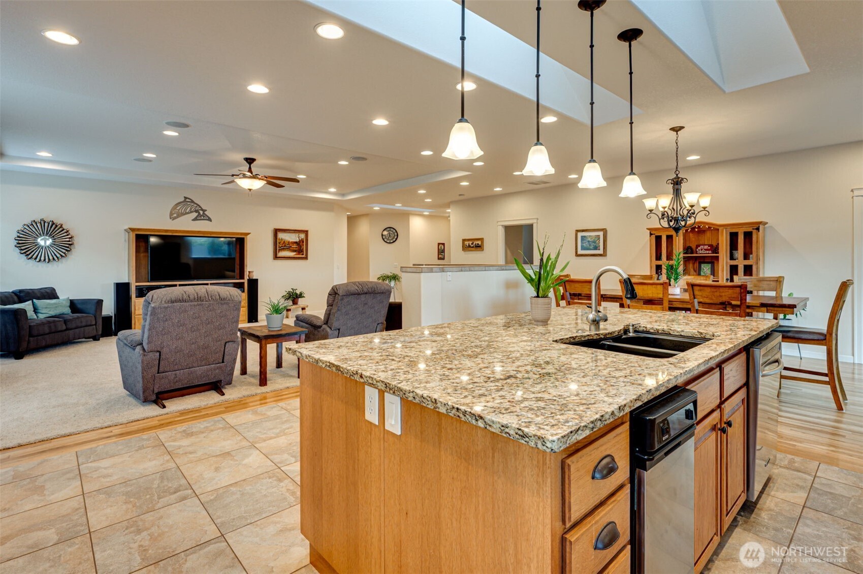 805 Insel Road Woodland, WA 98674 - Photo 8 of 40 Gallery Image 8