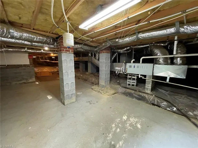 $565,000 | 7825 Spencer Brook Drive, Summerfield, NC 27358