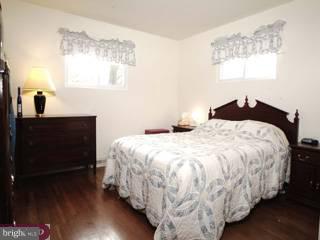 2069 Store Road Harleysville, PA 19438 - Photo 5 of 6 Gallery Image 5