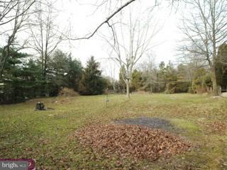 2069 Store Road Harleysville, PA 19438 - Photo 6 of 6 Gallery Image 6