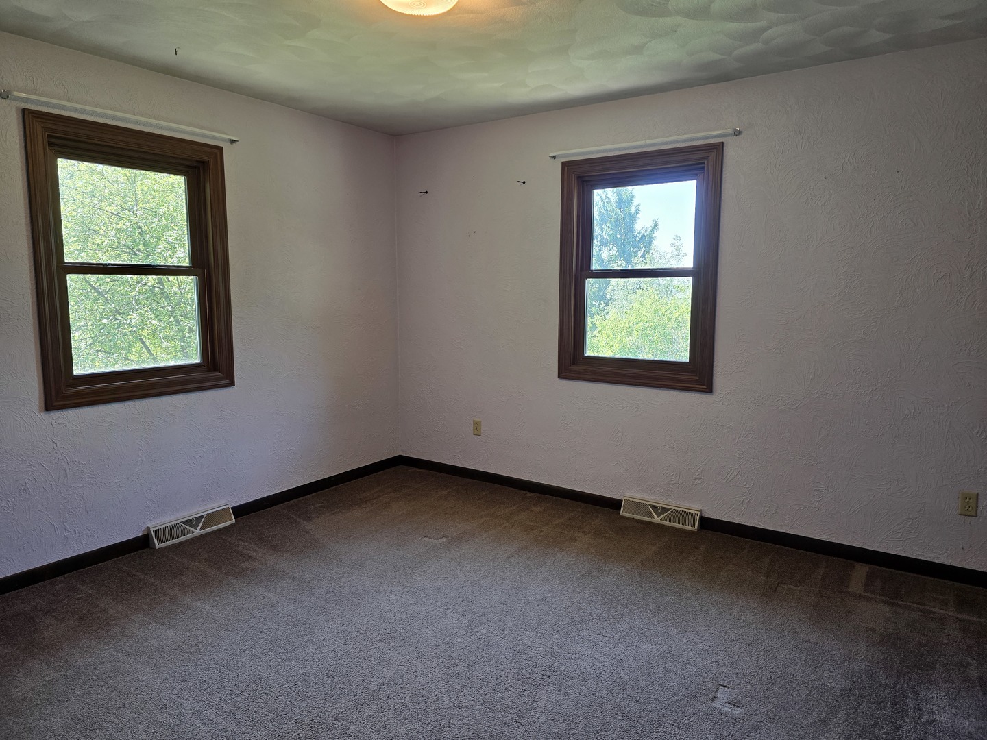 15510 Lomax Road Prophetstown, IL 61277 - Photo 11 of 24 an empty room with a window