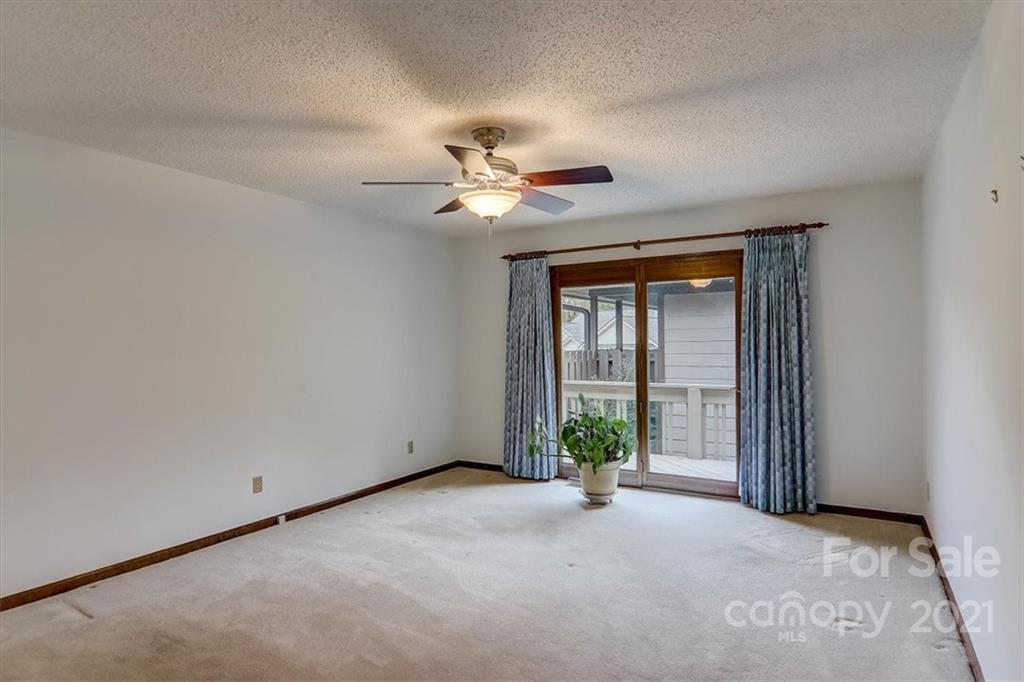 3112 Cove Loop Road Hendersonville, NC 28739 - Photo 28 of 48 Gallery Image 28