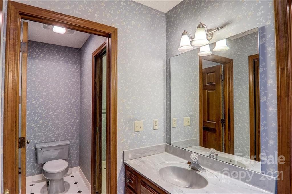 3112 Cove Loop Road Hendersonville, NC 28739 - Photo 31 of 48 Gallery Image 31