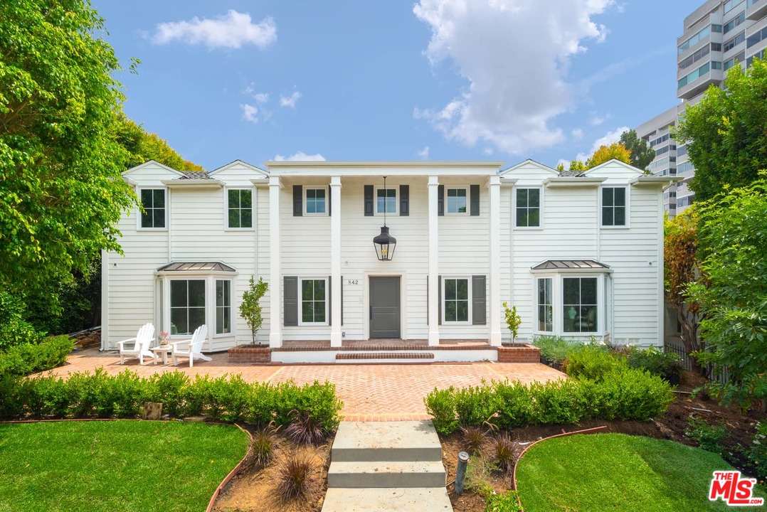 842 Devon Avenue Los Angeles, CA 90024 - Photo 1 of 1