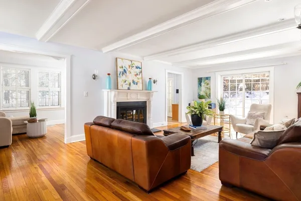 $2,850,000 | 18 Moffat Road, Newton, MA 02468