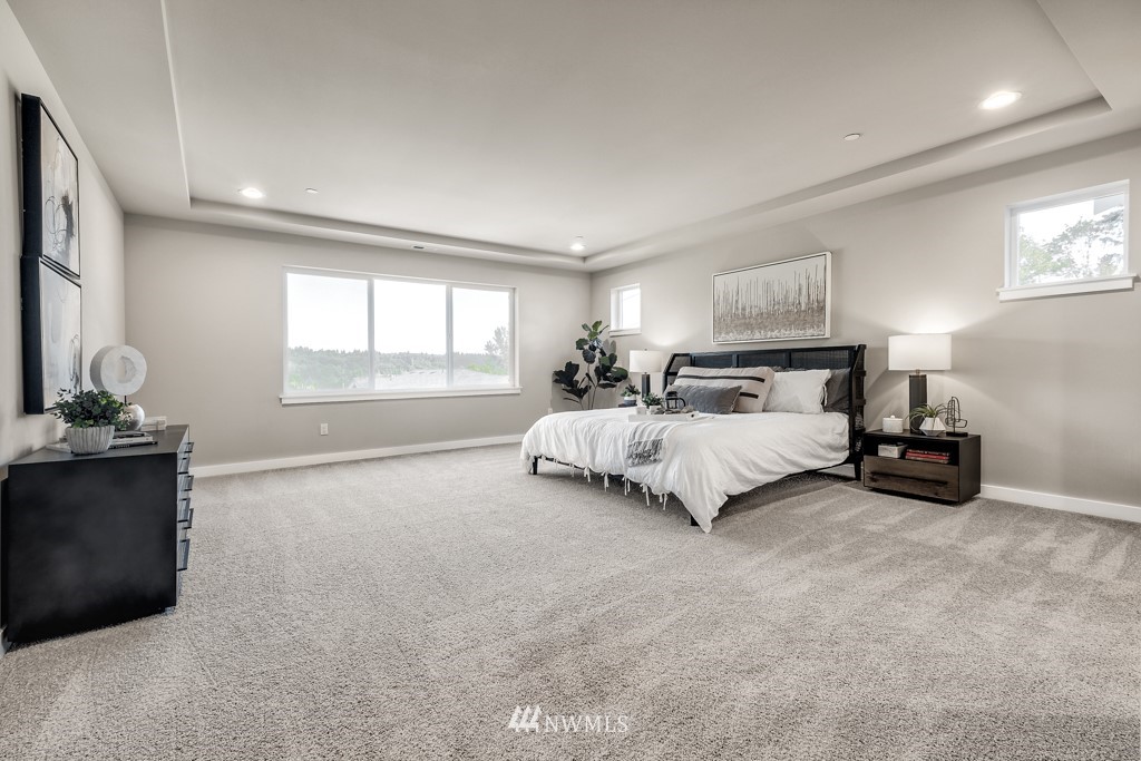 11039 Northeast 196th Street Bothell, WA 98011 - Photo 27 of 36 Gallery Image 27