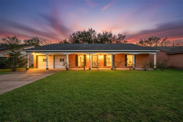 $1,998 | 7015 Pella Drive, Houston, TX 77036