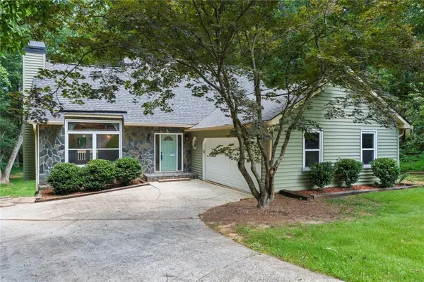 $400,000 | 180 Waldrop Way, Fayetteville, GA 30215