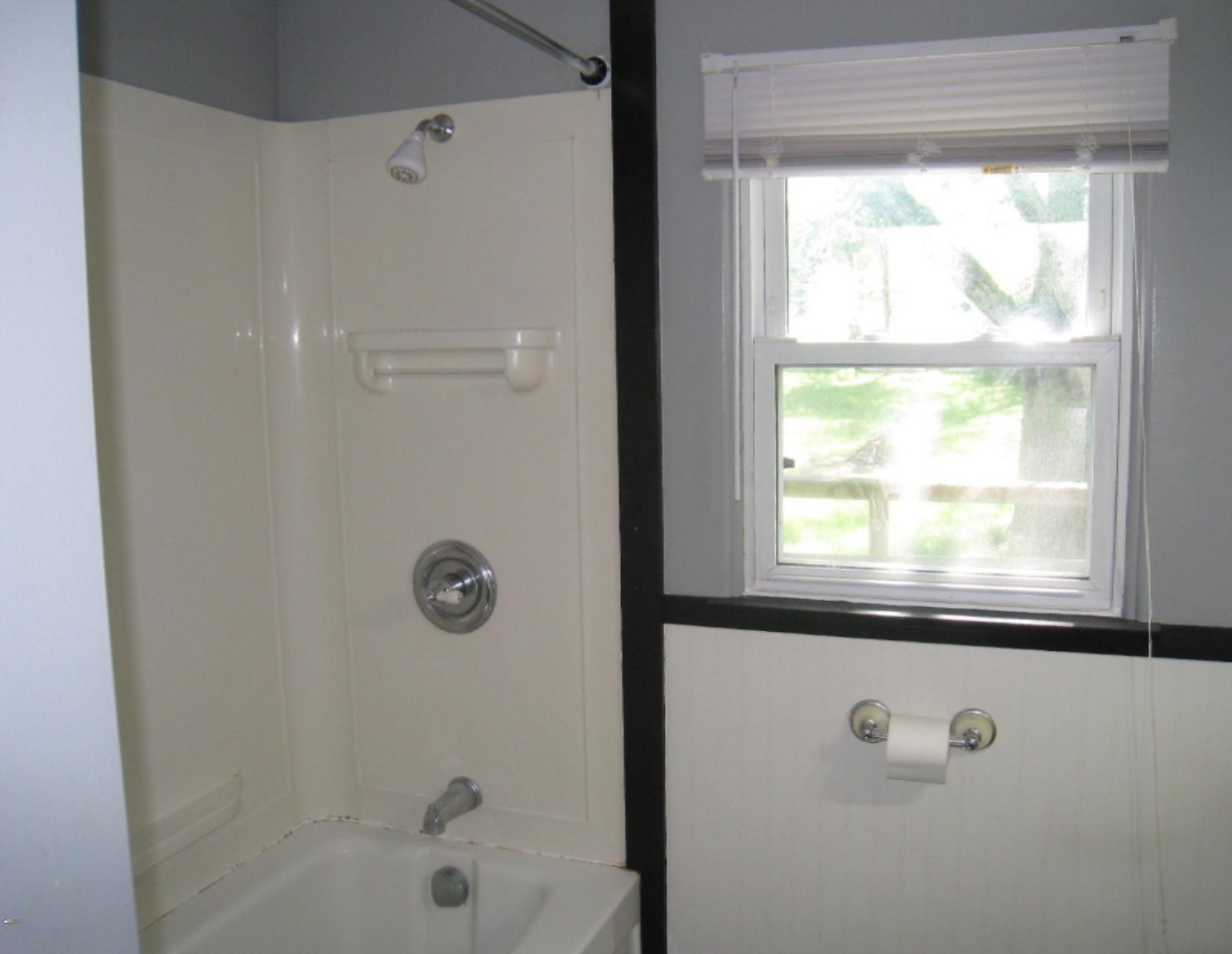 15268 Cleveland Street Spring Lake, MI 49456 - Photo 4 of 12 IMG_7384