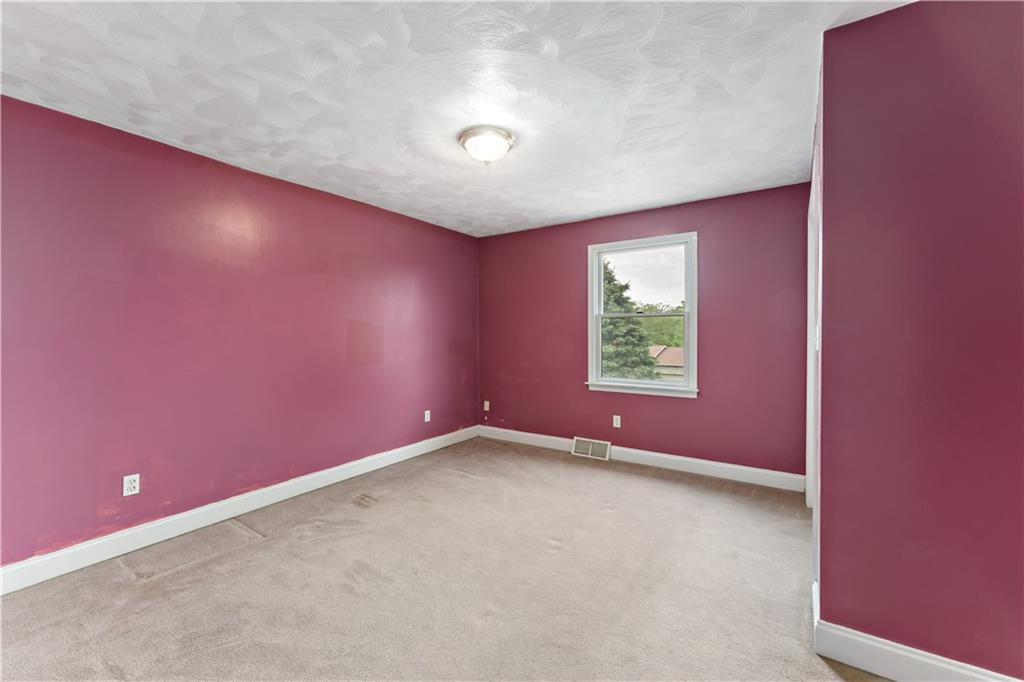 103 Long Ridge Lane Uniontown, PA 15401 - Photo 19 of 34 Bedroom 3