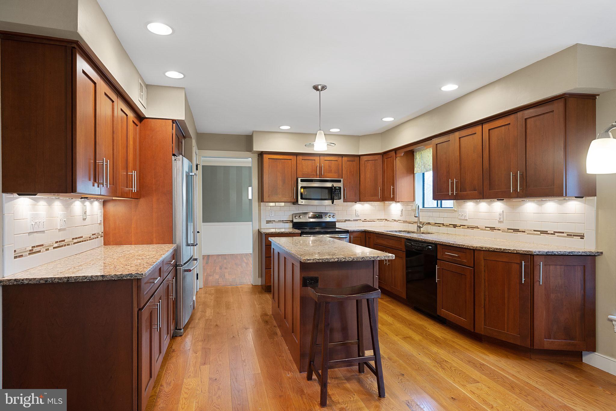 1545 Valley Greene Road Paoli, PA 19301 - Photo 9 of 41