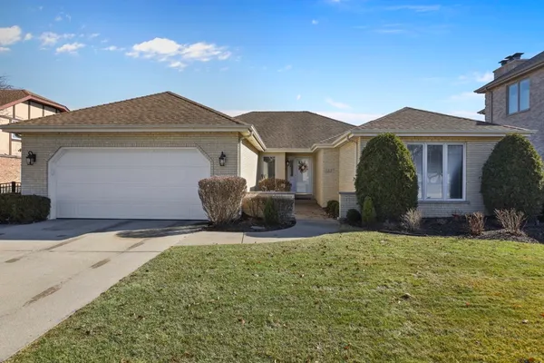 $584,500 | 1227 Ashley Lane, Addison, IL 60101