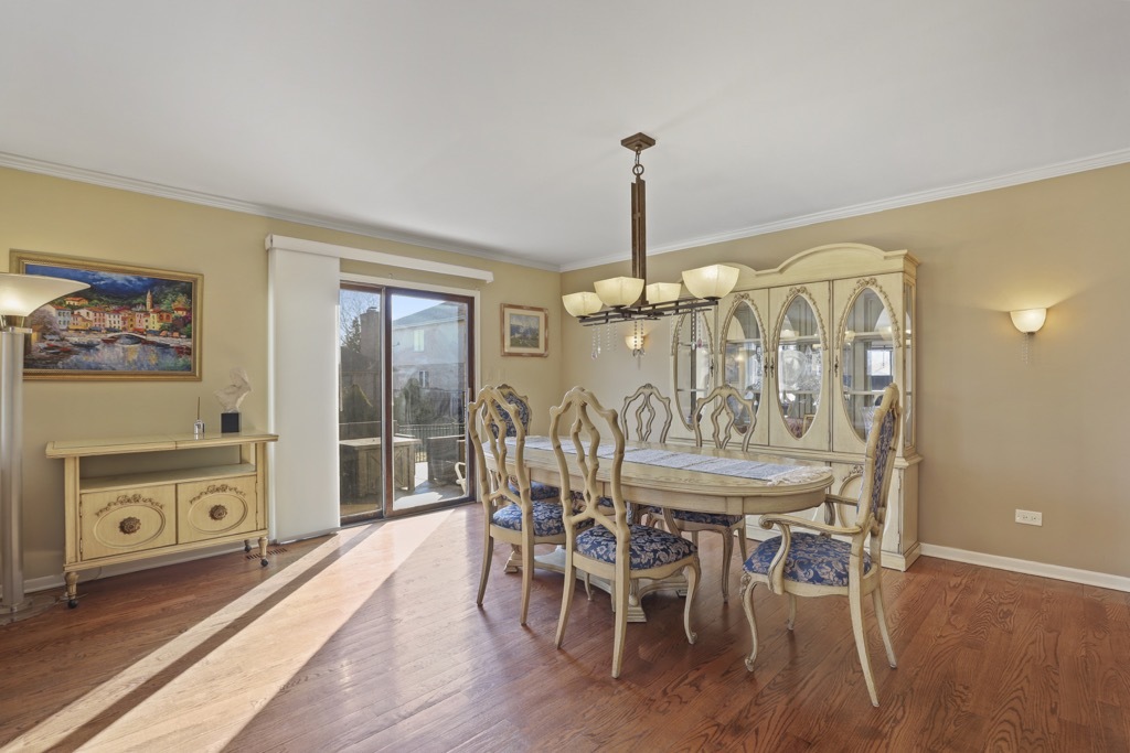 1227 Ashley Lane Addison, IL 60101 - Photo 16 of 38