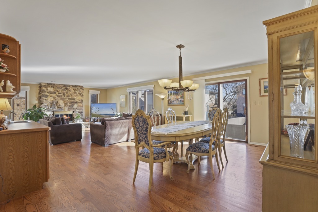 1227 Ashley Lane Addison, IL 60101 - Photo 19 of 38