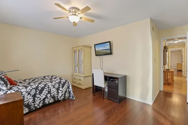 $584,500 | 1227 Ashley Lane, Addison, IL 60101