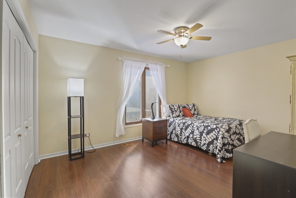 1227 Ashley Lane Addison, IL 60101 - Photo 26 of 38