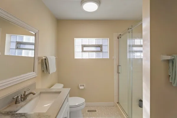 $584,500 | 1227 Ashley Lane, Addison, IL 60101