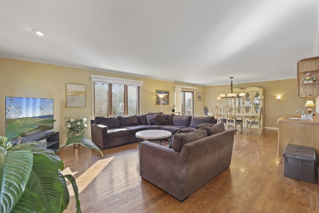 1227 Ashley Lane Addison, IL 60101 - Photo 4 of 38