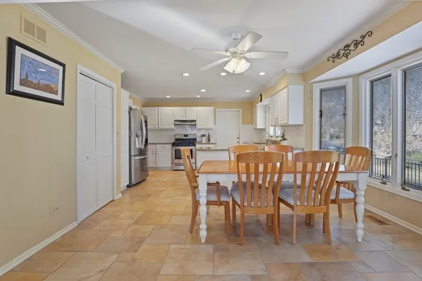 $584,500 | 1227 Ashley Lane, Addison, IL 60101