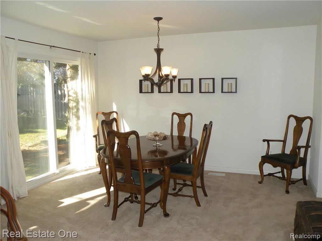 74 Longford Drive, Unit 45 Rochester, MI 48309 - Photo 16 of 30 DSCN1508.JPG