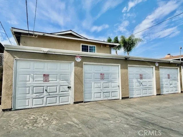 $3,595 | 17102 Emerald Lane, Huntington Beach, CA 92647