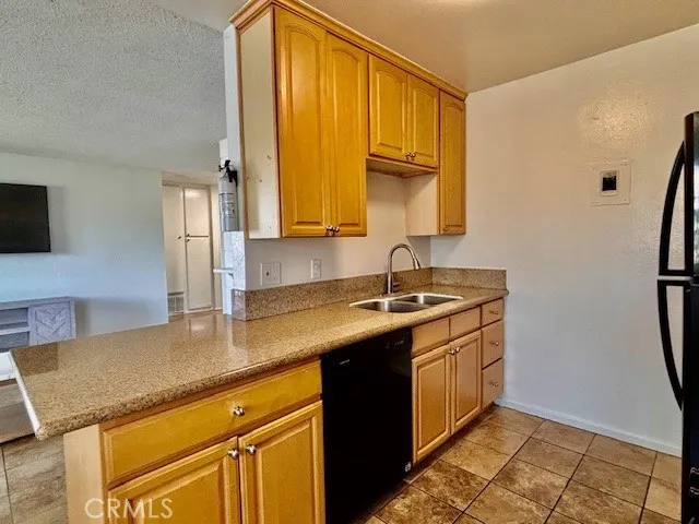 $3,595 | 17102 Emerald Lane, Huntington Beach, CA 92647