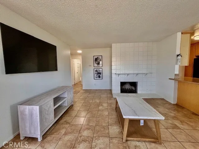 $3,595 | 17102 Emerald Lane, Huntington Beach, CA 92647