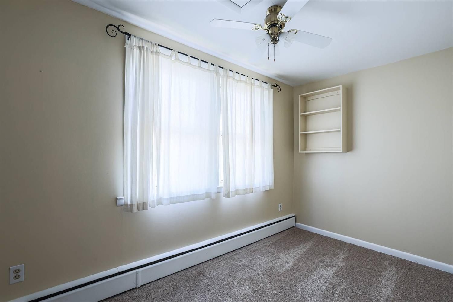 1420 Compton Road Cincinnati, OH 45231 - Photo 15 of 26 Gallery Image 15