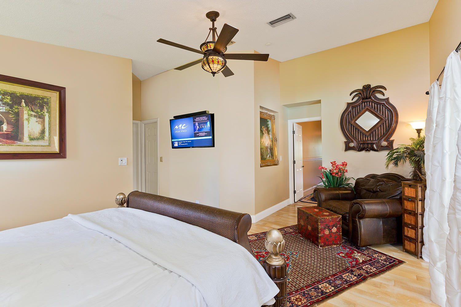 22315 Solitude Drive Boca Raton, FL 33428 - Photo 17 of 43 18_Masterbedroom_1